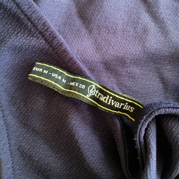 Blue Bow Back Crop Top - Picture 3 of 4